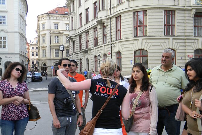 6 Hours Prague Tour All Inclusive: Pick Up, Lunch & Boat Trip