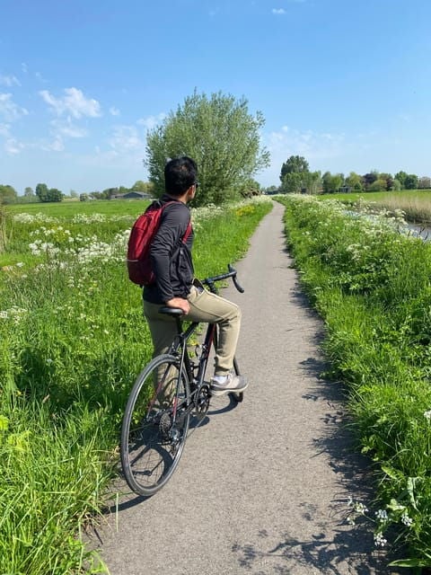 Amsterdam: Road Bike Rental With Self Guided Tour