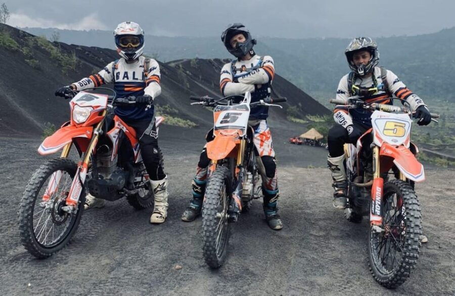 Bali: Mount Batur Sunrise Dirt Bike Trek With Trained Riders
