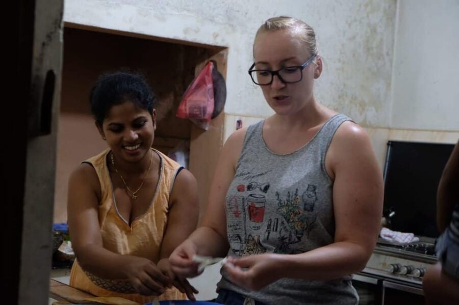 Cooking With Local Familly