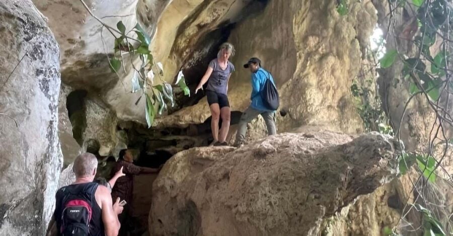 Makassar: Heritage and Cultural Tour