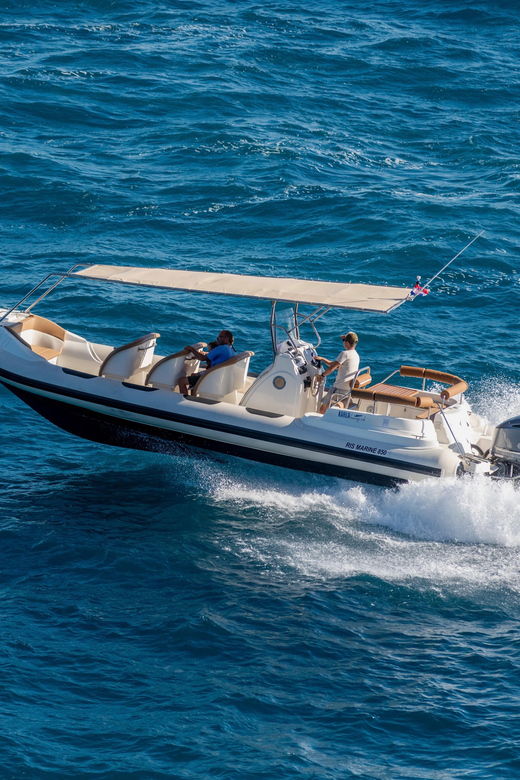 Split-Blue Lagoon, Šolta Shipwreck & Maslinca Private Tour