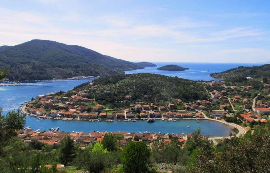 Vela Spila Cave Private Walking Tour