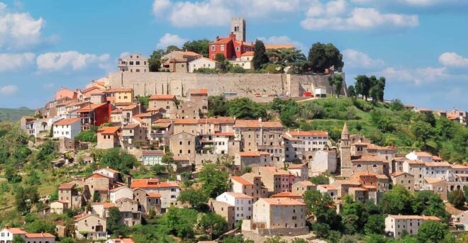 From Pula/Medulin: Istria in 1 Day Tour With Truffle Tasting - Poreč Exploration