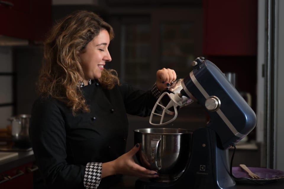 Rome: Cooking Class With Professional Chef - Instructor Qualifications