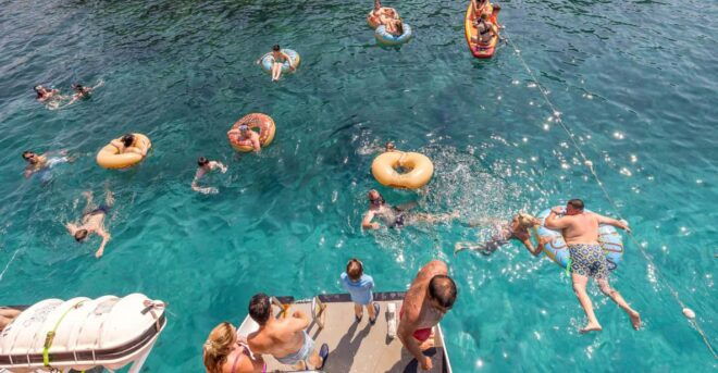 Split: Hvar, Brač, and Pakleni Cruise With Lunch and Drinks - Included Amenities