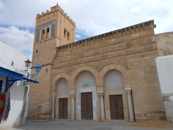 1 Day Private Group Tour to Kairouan, El Jem & Monastir - Benefits of a Private Group Tour