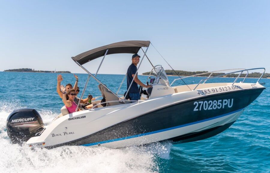 From Fazana: Private Taxi to Island Sv. Jerolim