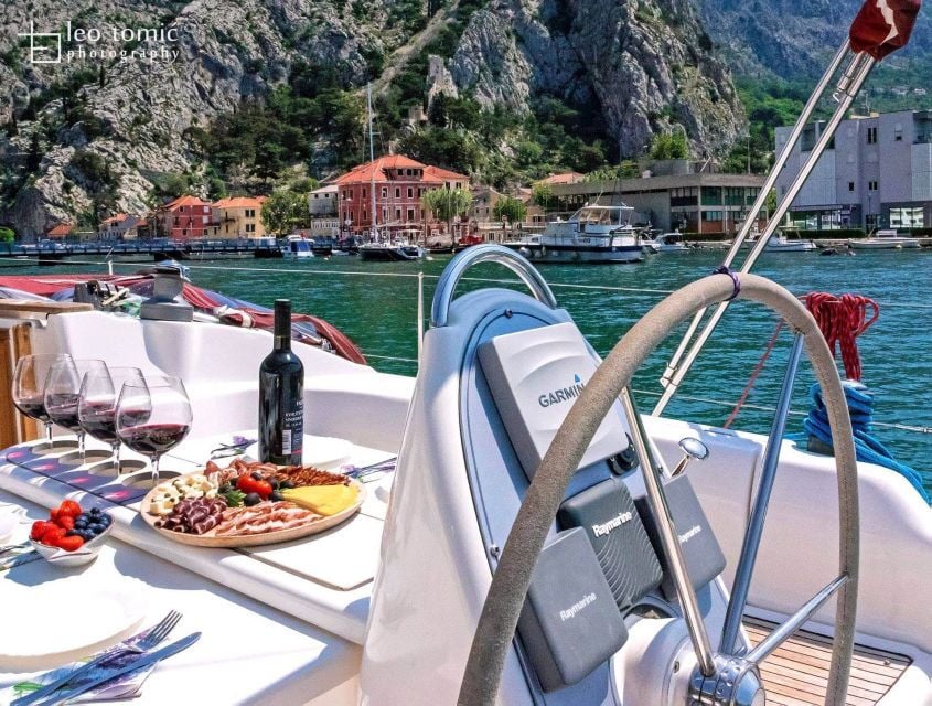 From Omiš: 3-Day Croatian Islands Private Sailing Tour