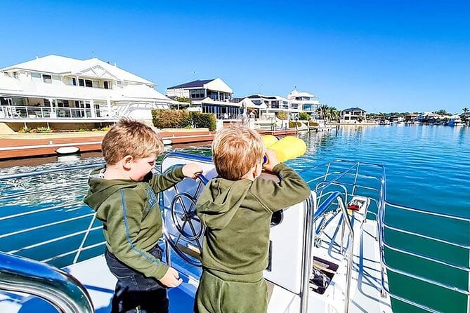 4 Best Dolphin Watching Tours In Mandurah