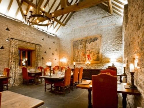 Old Downton Lodge Review