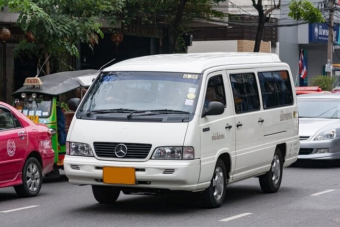 Private Transfer From Port La Goulette to Tunis Airport (Tun)