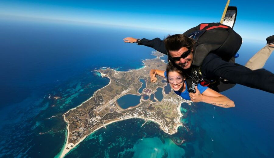 Rottnest Island: Tandem Skydive