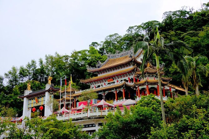 Taipei, Maokong Private Night Tour Plus Tea, Dinner and Pickup